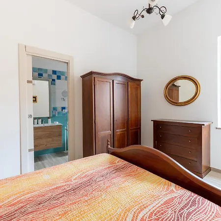 Vakantiehuis With Garden And Air Conditioning *